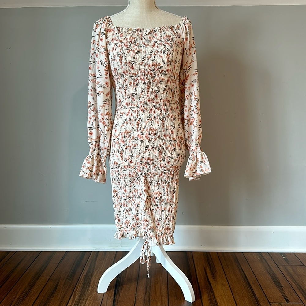 Form fitting midi floral dress